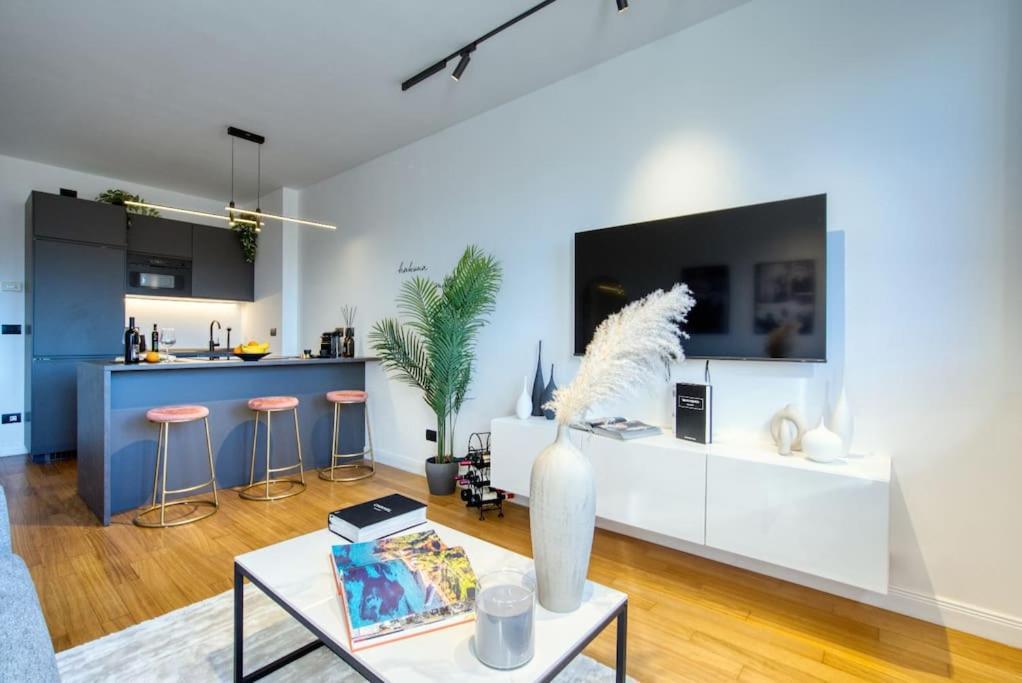 Italianflat - Canal Couture, Navigli Luxury Retreat Milano Eksteriør billede