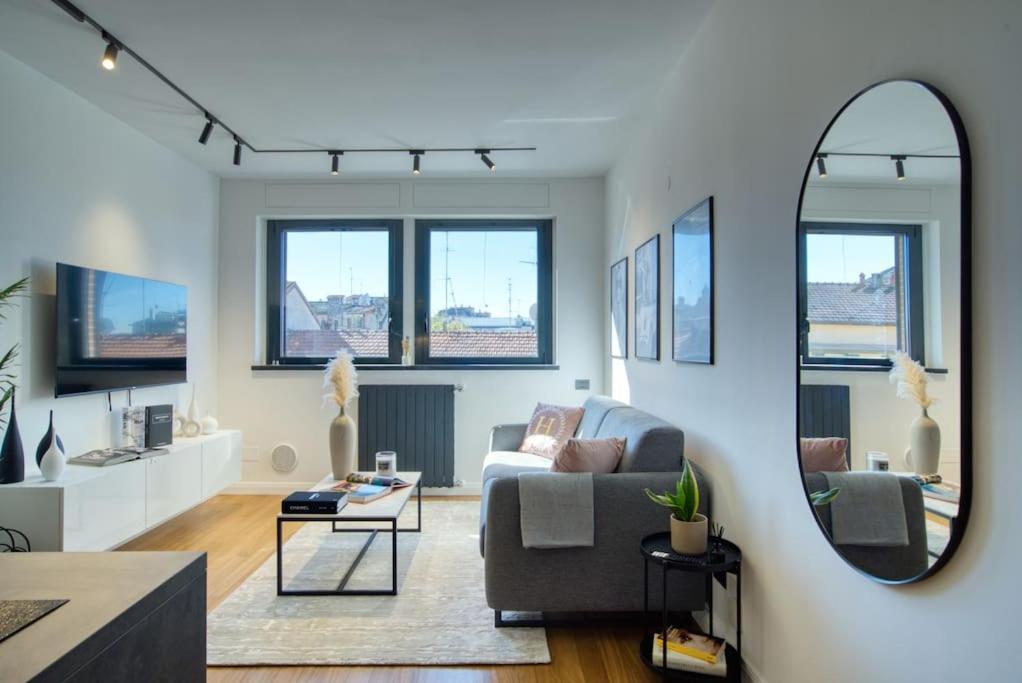 Italianflat - Canal Couture, Navigli Luxury Retreat Milano Eksteriør billede